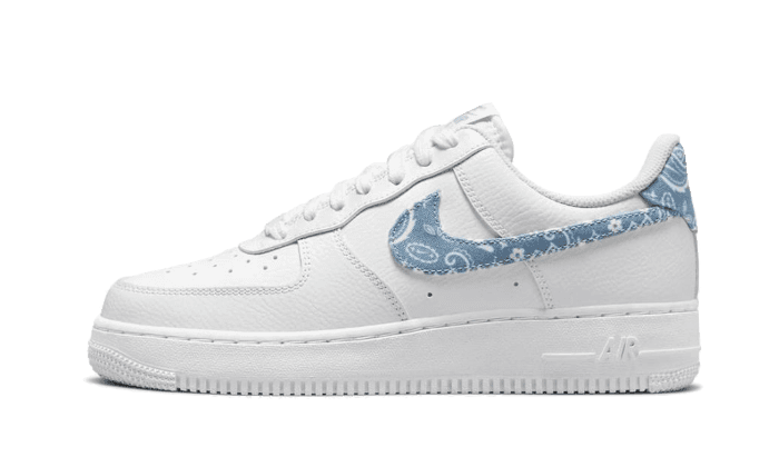 07 Essential White Worn Blue Paisley