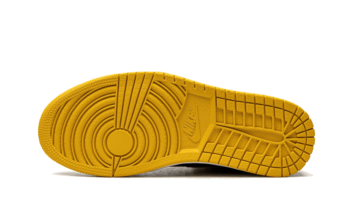 Air Jordan pollen miniatura 4 su DripMilan
