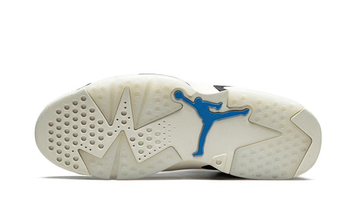 Air Jordan Tech Chrome miniatura 4 su DripMilan