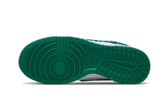 Nike Essential Paisley Pack Green - Retro View | DripMilan Shop