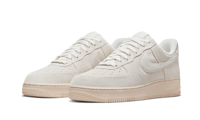 Nike Winter Premium Summit White - Retro View | DripMilan Shop