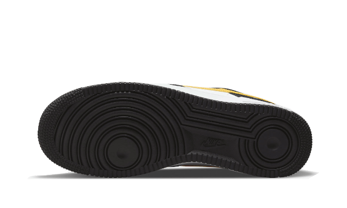 Nike Athletic Club Black University Gold miniatura 3 su DripMilan