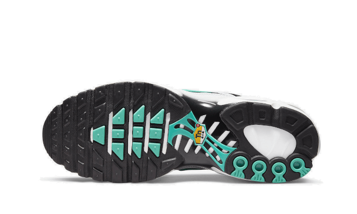 Nike atmos White Hyper Jade miniatura 3 su DripMilan