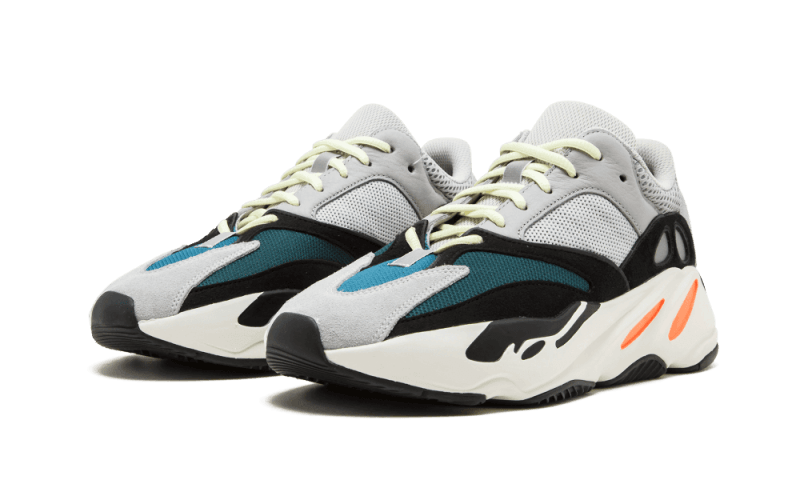 Yeezy Wave Runner Solid Grey - Retro View | DripMilan Shop