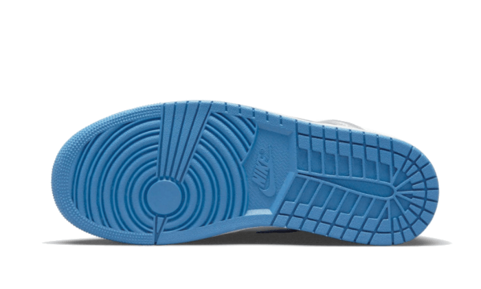 Air Jordan True Blue miniatura 3 su DripMilan