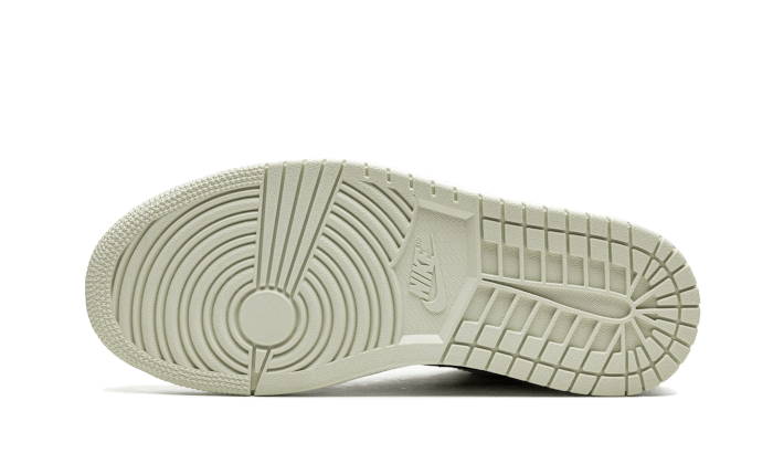 Air Jordan Coconut Milk miniatura 3 su DripMilan