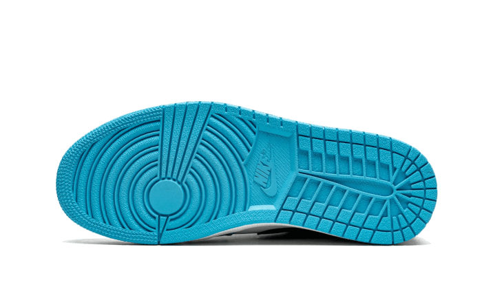 Air Jordan UNC (2021) miniatura 4 su DripMilan