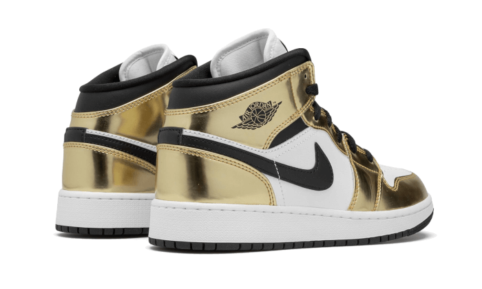 Air Jordan White Metallic Gold - Retro View | DripMilan Shop