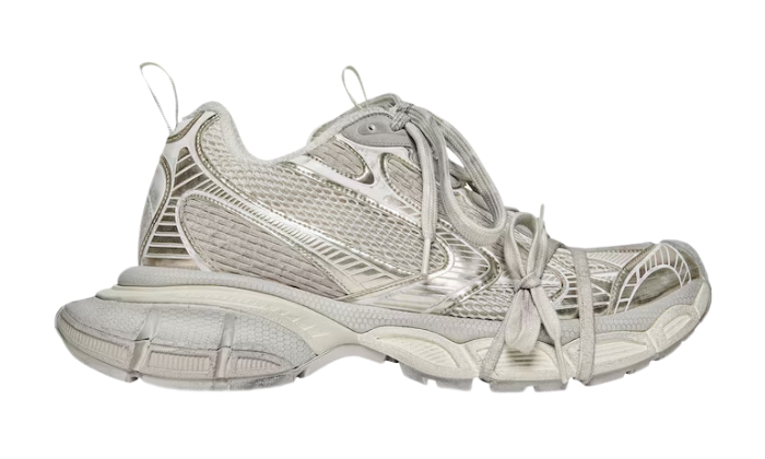Balenciaga Trainers in Off White - Retro View | DripMilan Shop