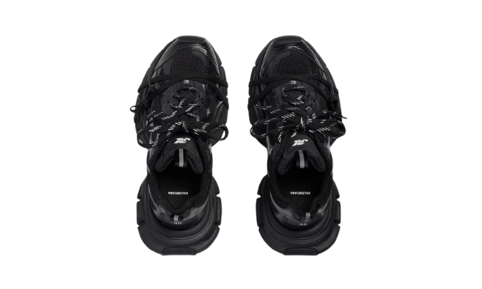 Balenciaga Trainers in Black miniatura 4 su DripMilan