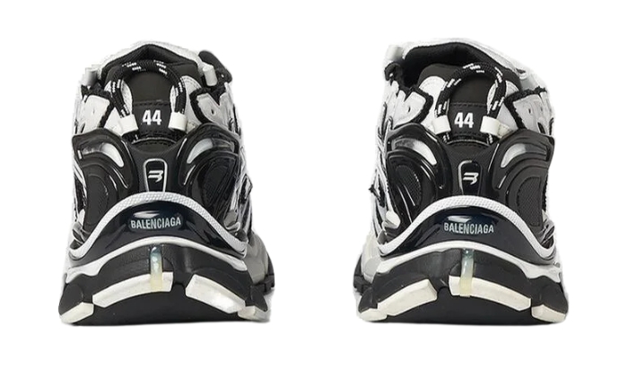 Balenciaga Lace-Up Sneakers miniatura 4 su DripMilan