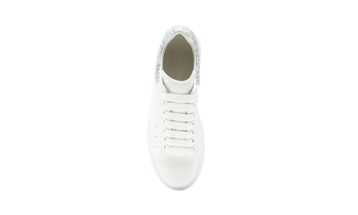 Alexander McQueen Scarpe da ginnastica oversize bianche con glitter miniatura 3 su DripMilan