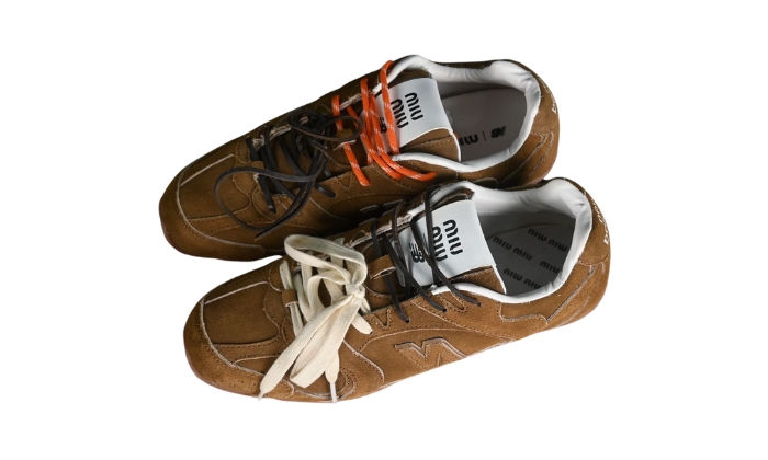 Miu Miu Suede Sneakers Cinnamon miniatura 3 su DripMilan