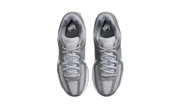 Nike Zoom Vomero 5 Grigio miniatura 3 su DripMilan
