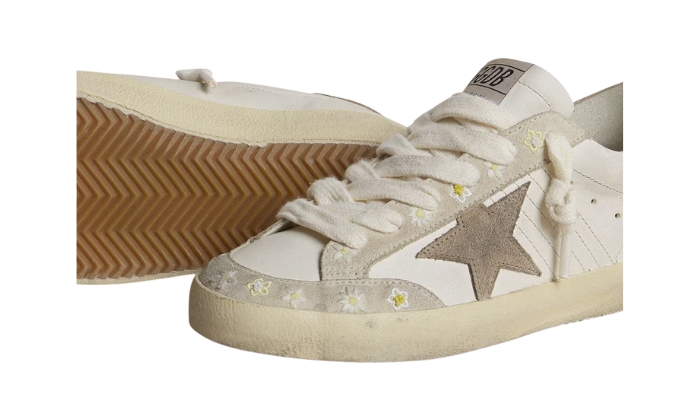 Golden Goose Super-Star LTD Con Dettagli Beige E Ricami Floreali miniatura 3 su DripMilan