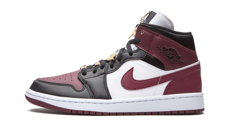 Air Jordan Black Dark Beetroot originali su DripMilan | Sneaker Autentiche