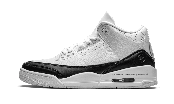 Air Jordan Fragment White Black originali su DripMilan | Sneaker Autentiche