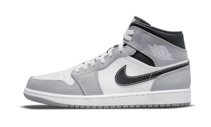 Air Jordan Light Smoke Grey originali su DripMilan | Sneaker Autentiche