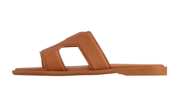 Ciabatte Mule Oasis Marrone Cognac originali su DripMilan | Sneaker Autentiche