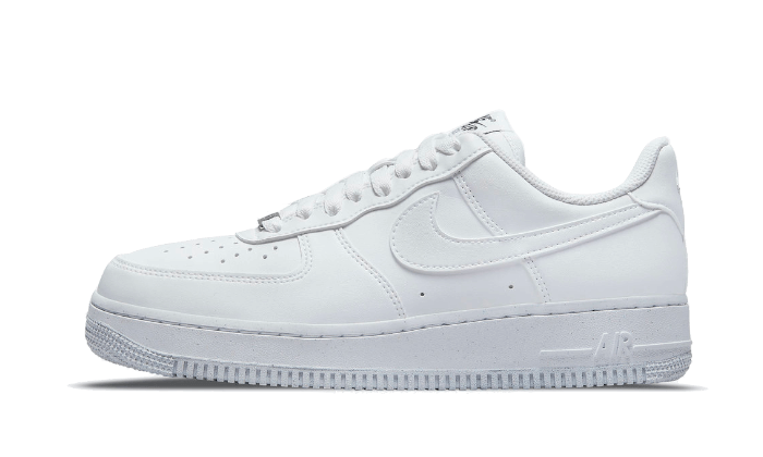 Nike Next Nature White Metallic Grey originali su DripMilan | Sneaker Autentiche