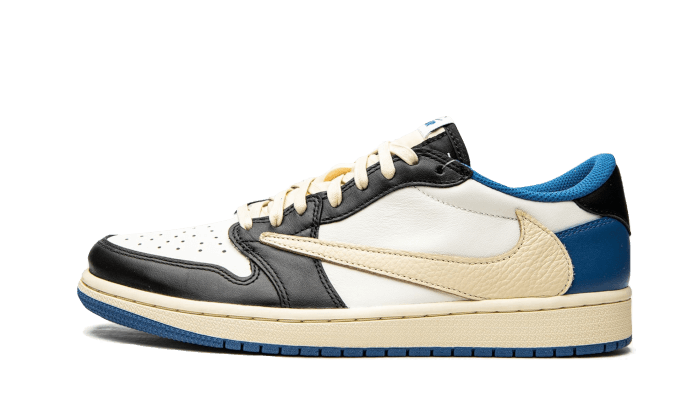 Air Jordan Travis Scott Fragment originali su DripMilan | Sneaker Autentiche